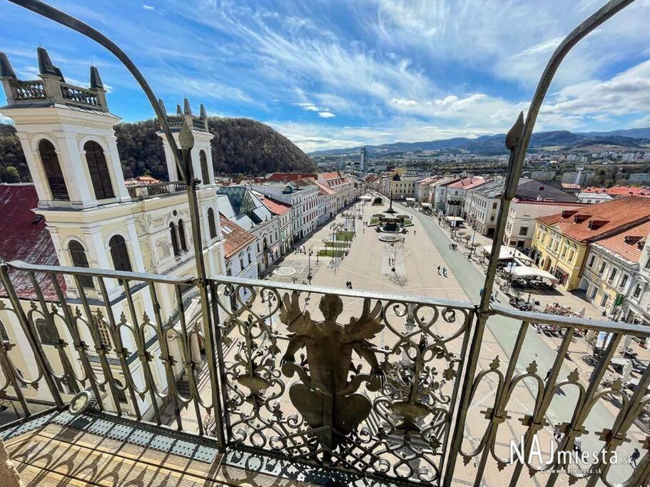 Apartman Pistacia Priame Centrum Bb Banská Bystrica Exteriör bild