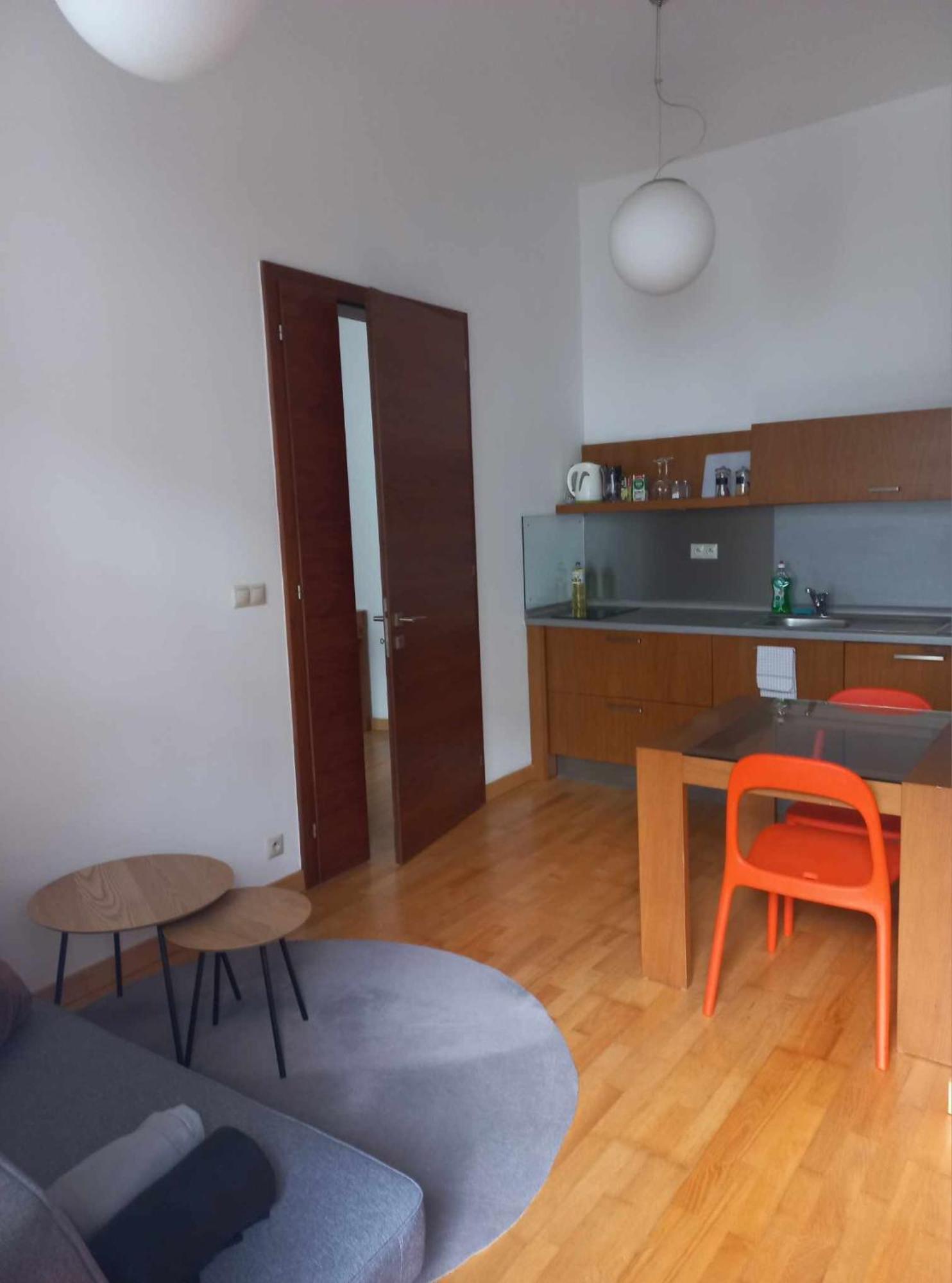 Apartman Pistacia Priame Centrum Bb Banská Bystrica Exteriör bild